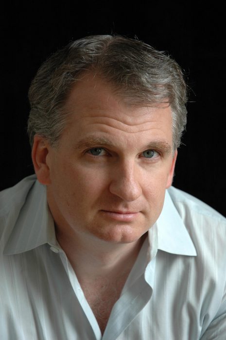 Read more about the article <span style="color: #3DB7CF">March 21, 2017: ON TYRANNY: Timothy Snyder and Jonathan Kirsch SOLD OUT